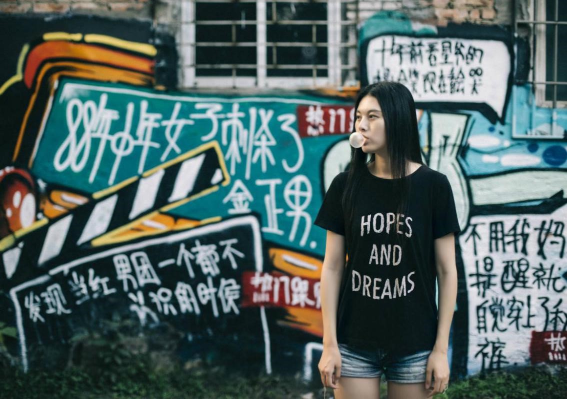 分析了2000张创意海报，找出让你快速掌握做海报的套路
